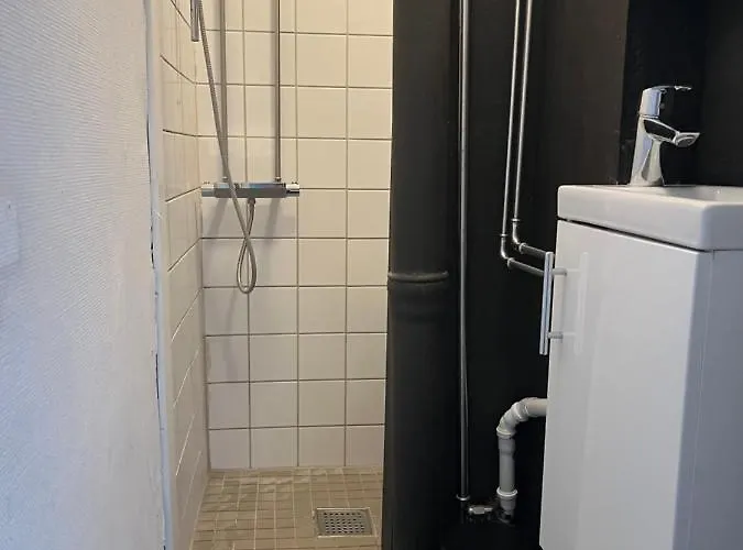 Centrally Located 4 *