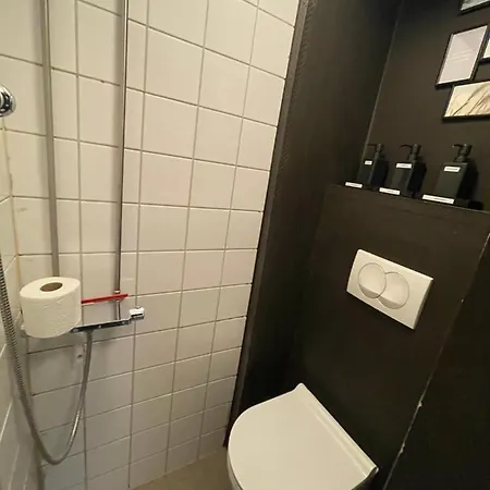 Apartman Centrally Located 4 *